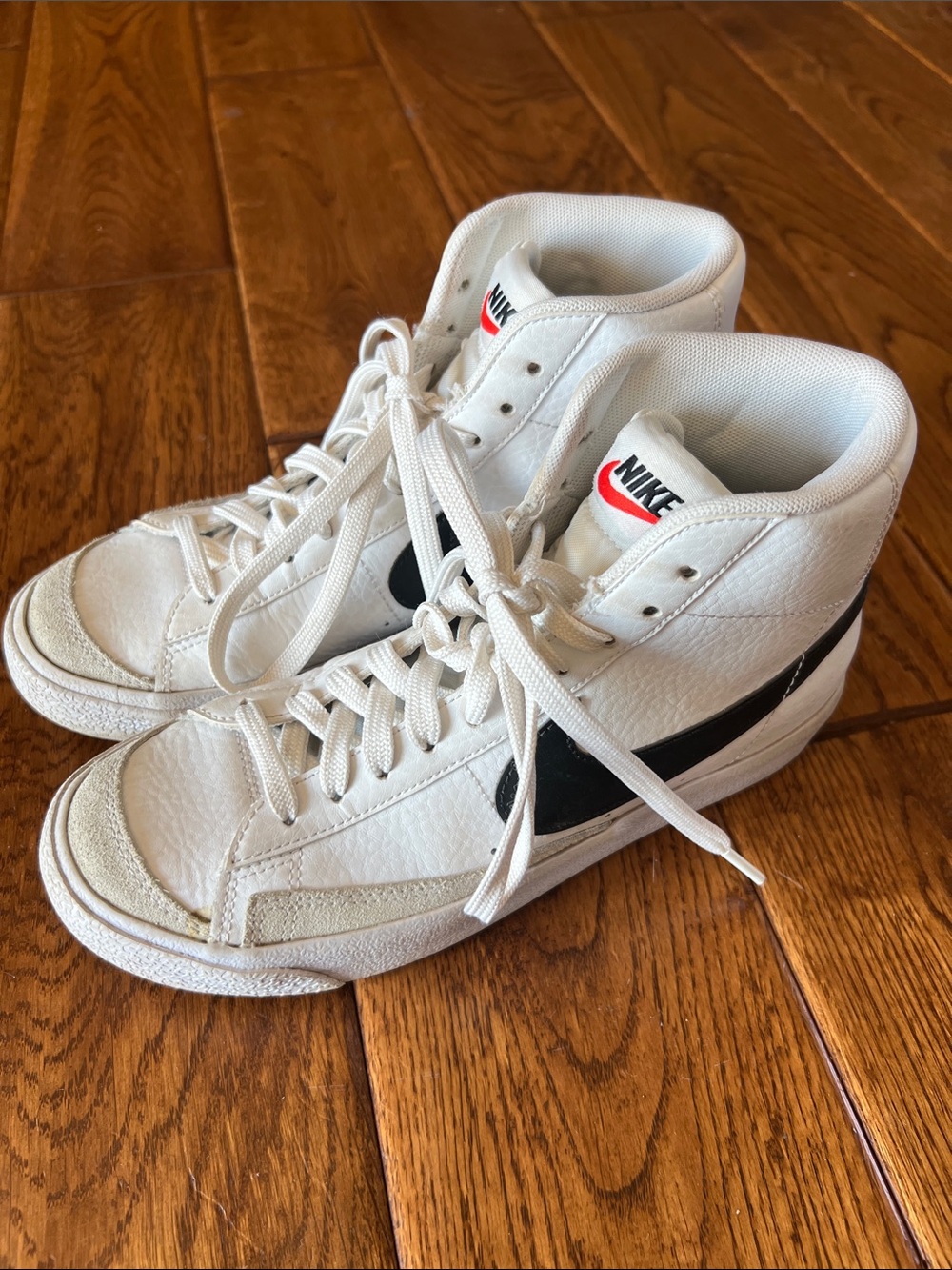 Nike White High-Top Sneakers youth 5.5